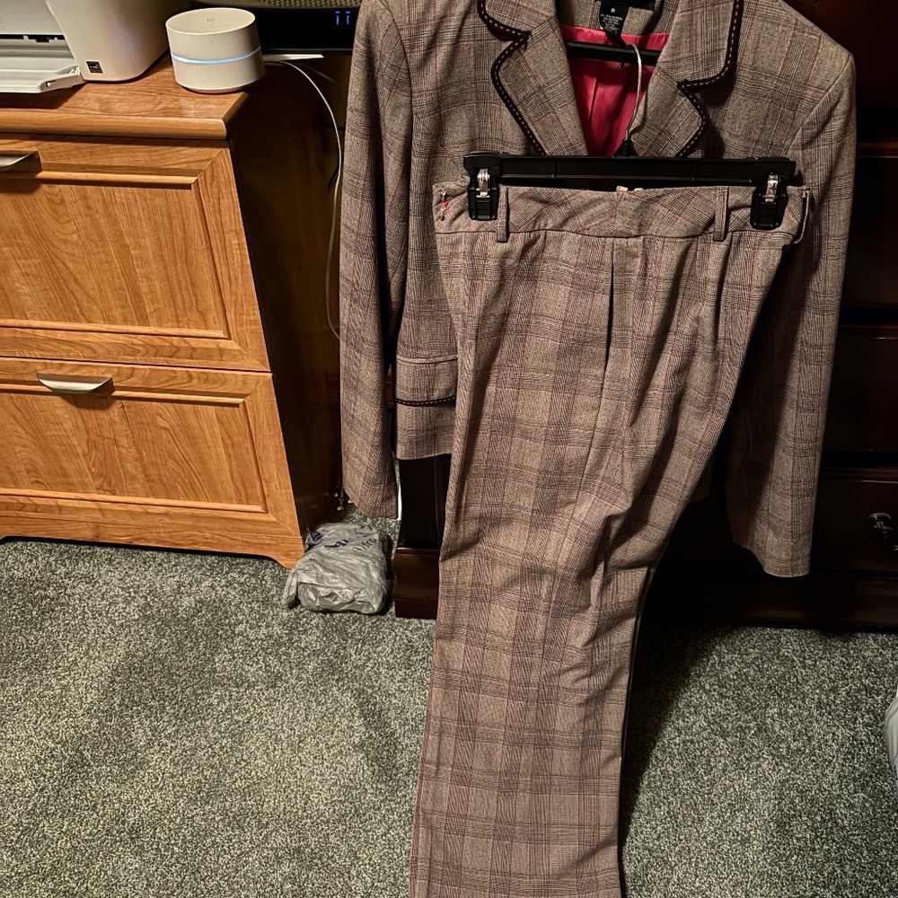 Excellent condition Pants Suit
